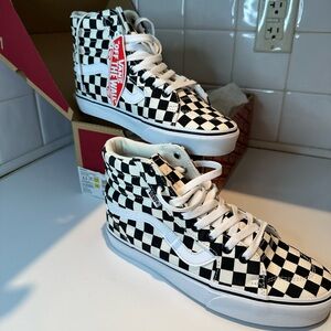 Brand new with tags and in original box!These VANS are perfect a must have!